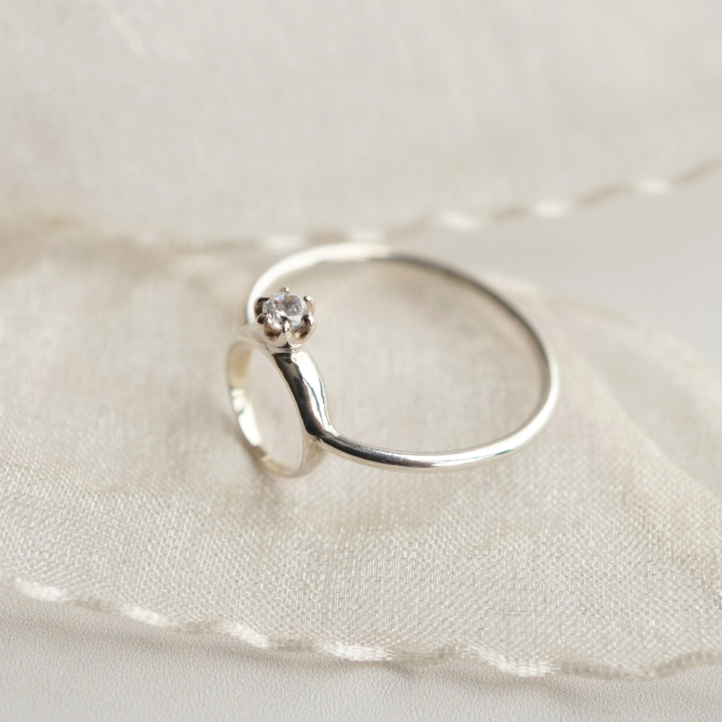 【Mimi Ring】六本立爪ベビーリング リング