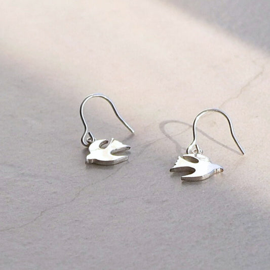 【Bird Charm】はばたく鳥のピアス