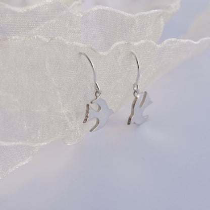 【Bird Charm】はばたく鳥のピアス