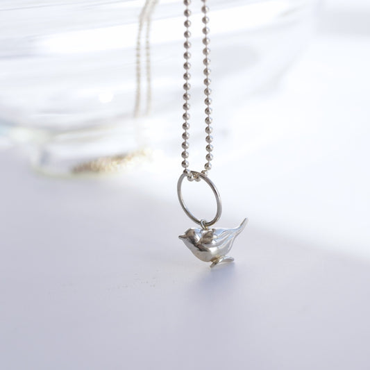【Bird Charm】たたずむ小鳥のネックレス