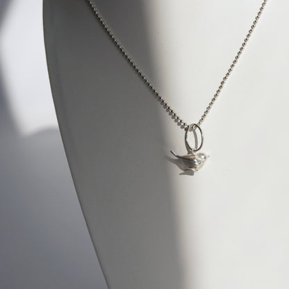 【Bird Charm】たたずむ小鳥のネックレス