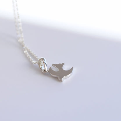 【Bird Charm】はばたく鳥のネックレス