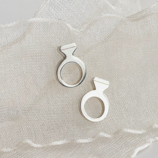 【Mimi Ring】ダイヤモンドモチーフ　ピアス