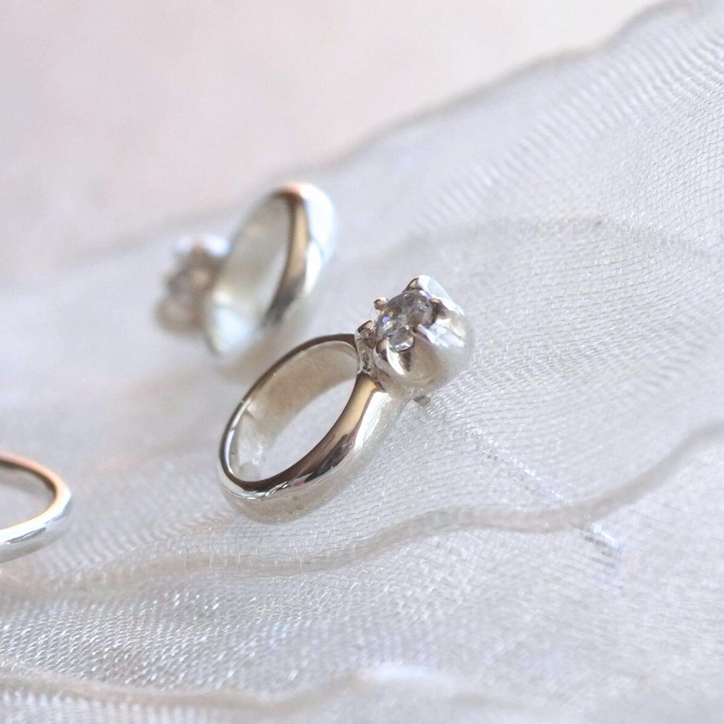 【Mimi Ring】六本爪正面ベビーリング　ピアス